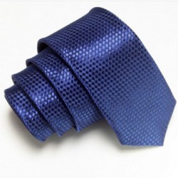 Tmavo modrá úzka slim kravata so vzorom šachovnice